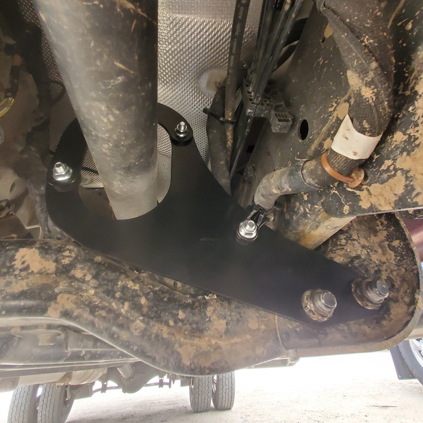 2011-2024 Ram 4500, 5500, 2011-2013 Ram 3500 Chassis Cab Driveshaft Loop Kit