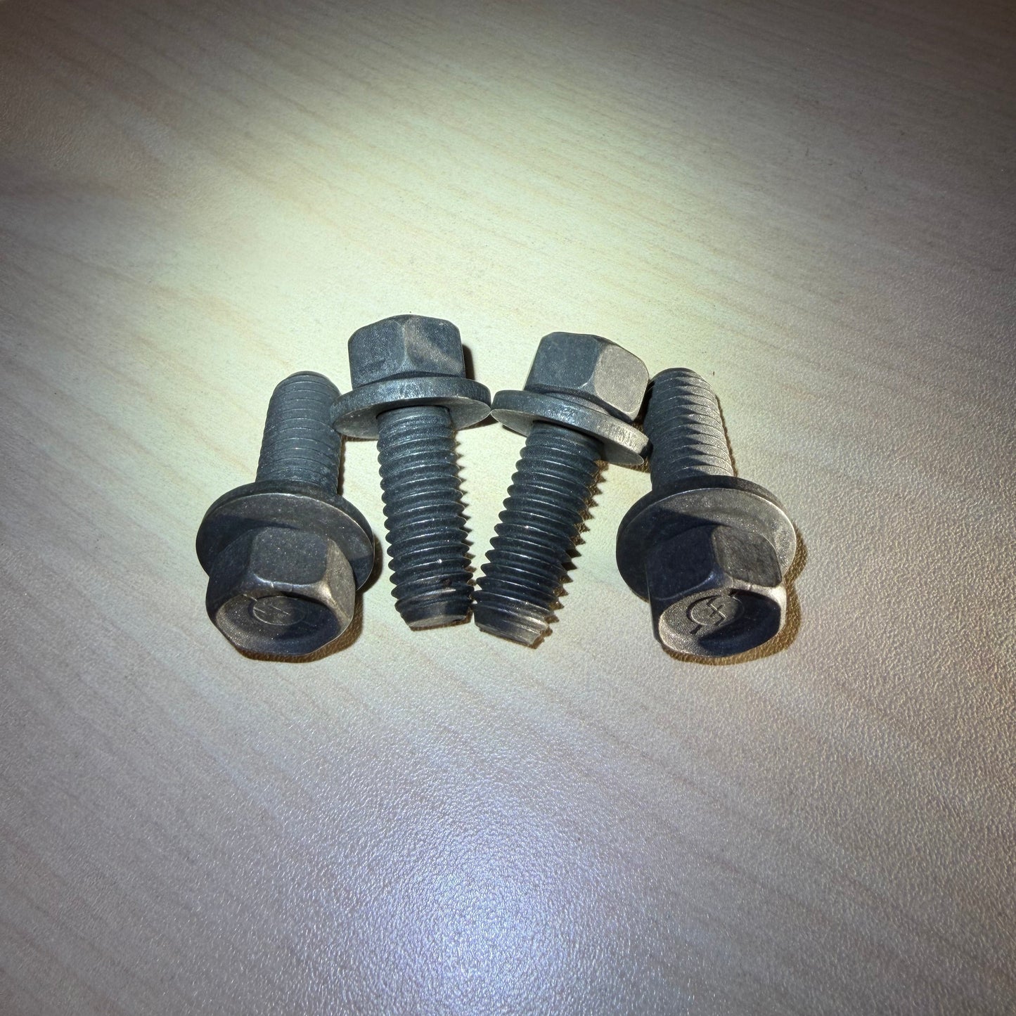 1975.5-2018 Ram 2500/3500 Transfer Case/Front Driveshaft Bolt Kit