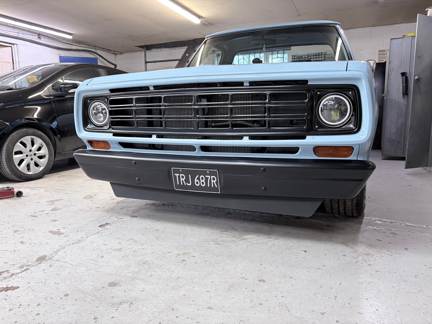 488 Magnum 79-93 Dodge Pickup/Ramcharger Chin Spoiler