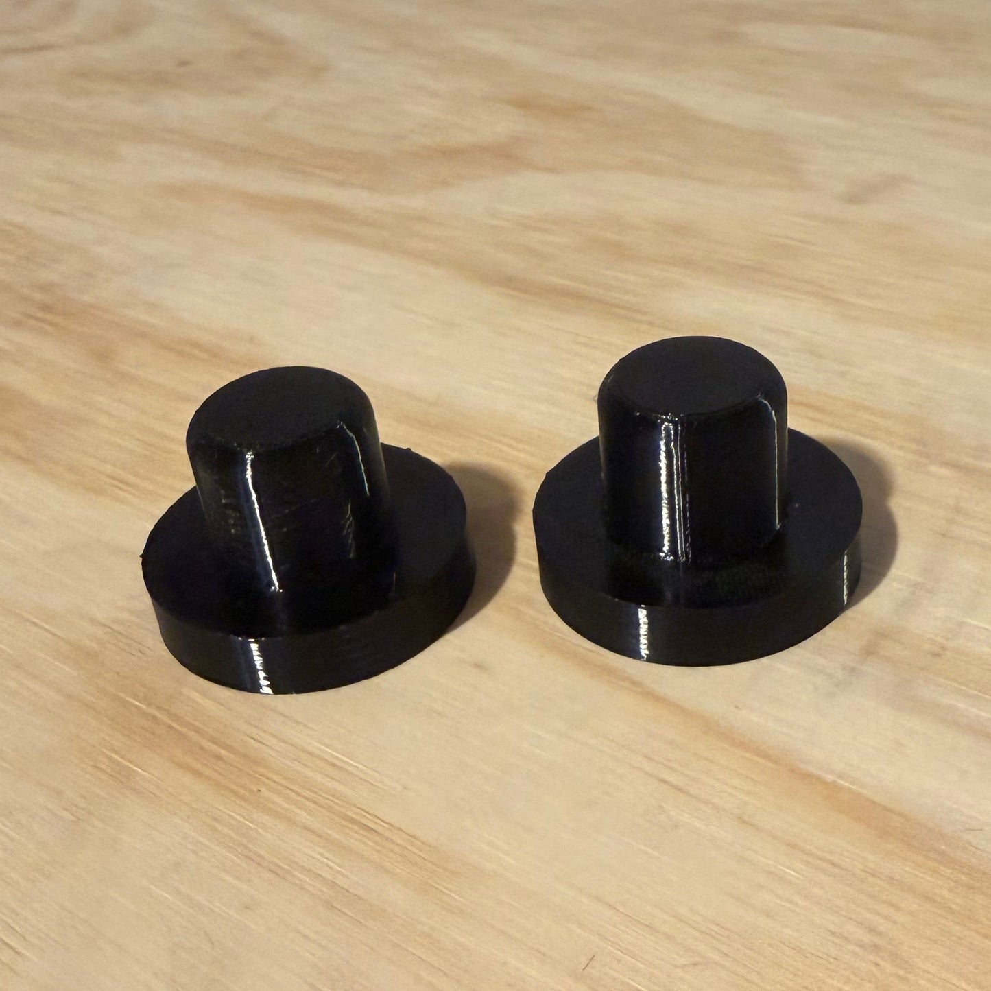 91.5-93 Radiator Support Bushing Set