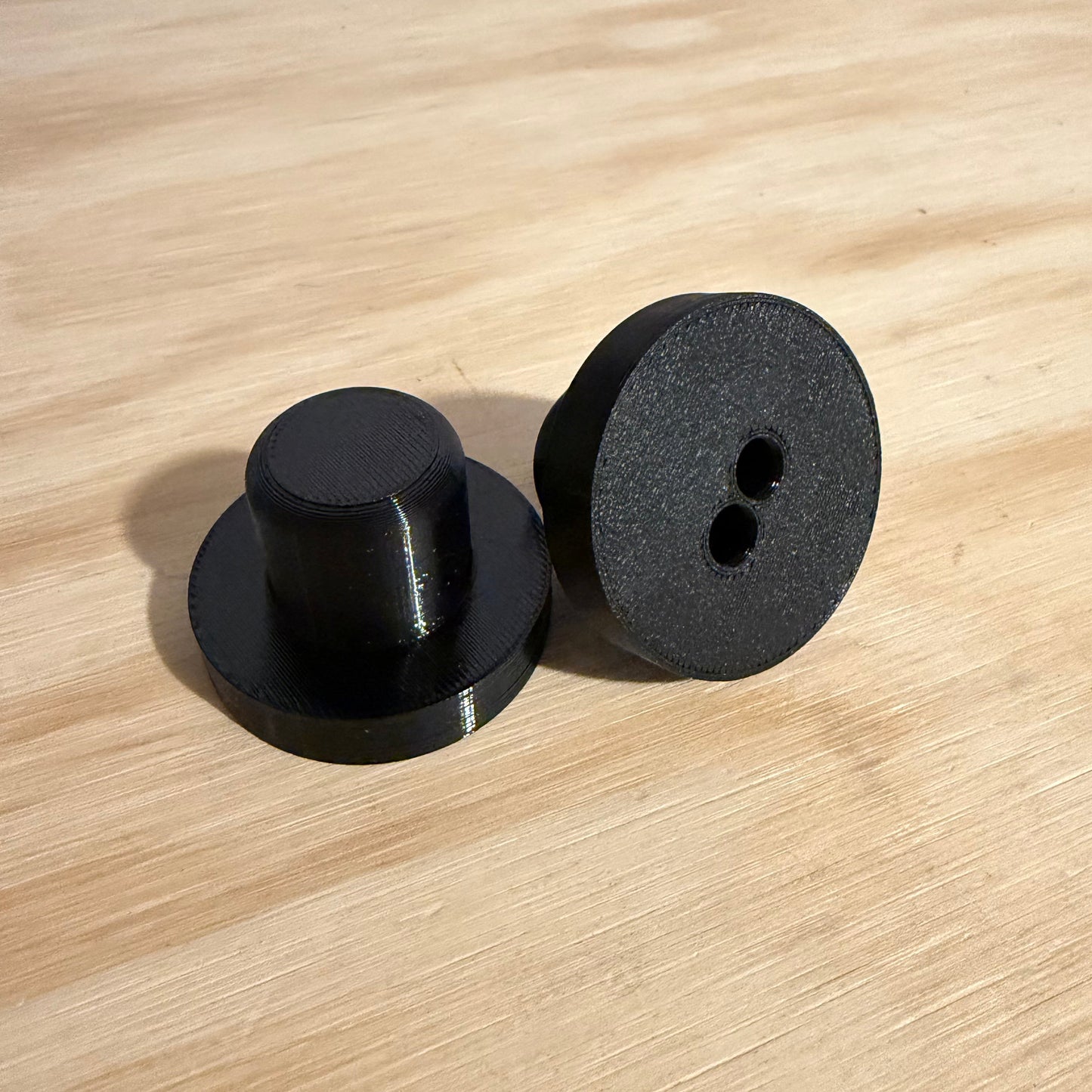 91.5-93 Radiator Support Bushing Set